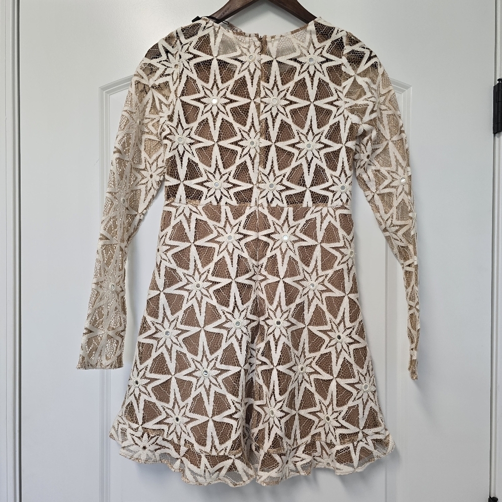 NWT For Love & Lemons Women Mini Star Dress Nude White Lace Size Medium Graduate - Picture 3 of 11